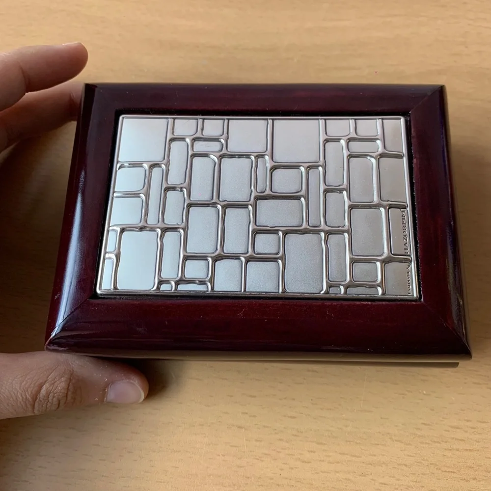 Brand New Hazorfim Israel Silver Plated Business Card Box
